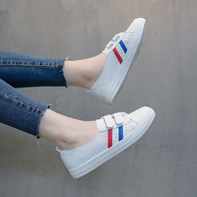 Load image into Gallery viewer, 2018 New Women Ballet Flats Casual Loafers Woman PU Leather Slip-on Classic Basic Fashion Sneakers Global Best Sellers Striking
